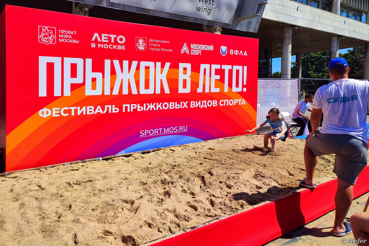 Фестиваль прыжковых видов спорта, впервые такое вижу
